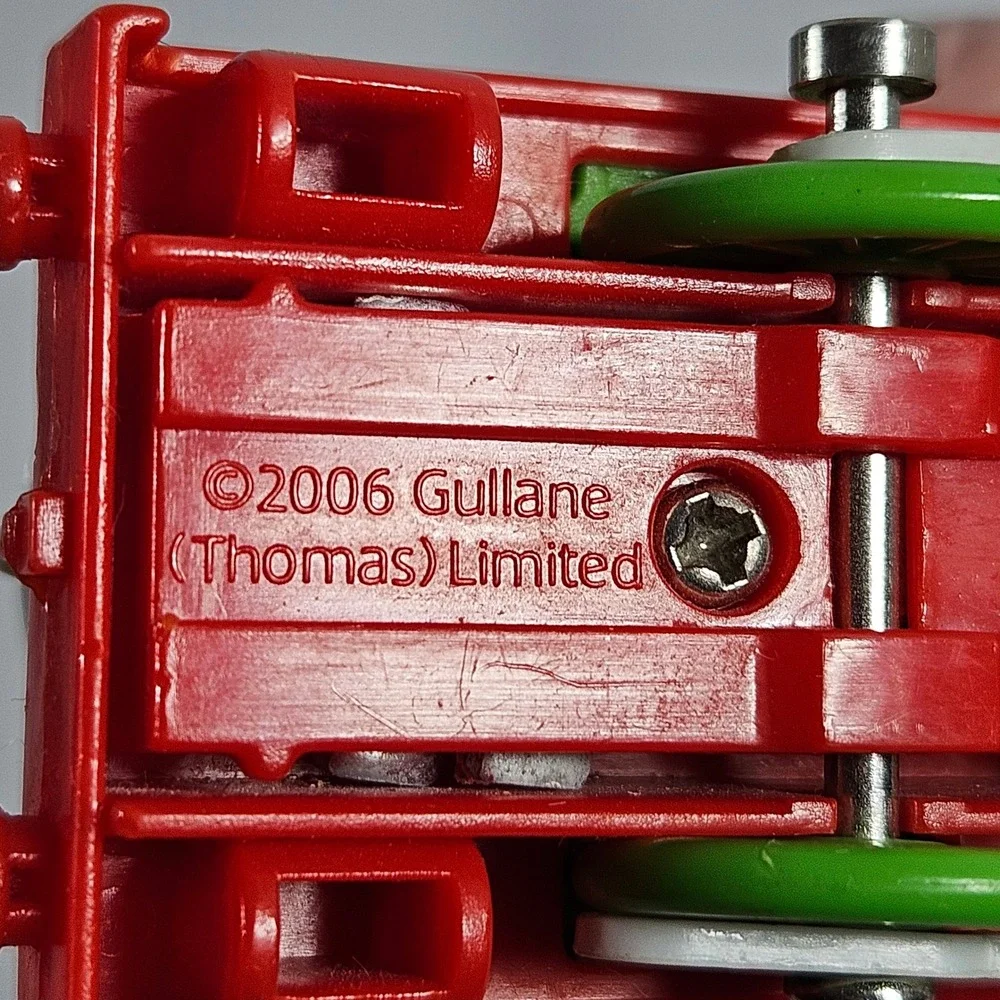Thomas & Friends TrackMaster Thomas & Percy Motorized Train Engines 2009 Mattel